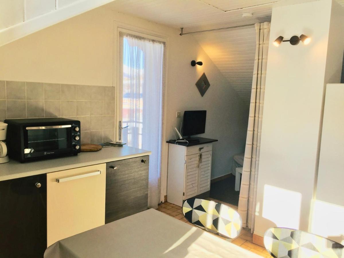 Location Le Queron Apartment กิลเลสตร์ ภายนอก รูปภาพ